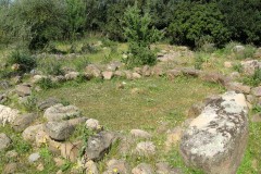 Insediamento-e-pozzo-sacro-nuragico-di-Tattinu-Nuxis-7-cosa-vedere-in-Sardegna