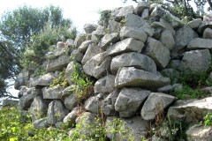 Insediamento-prenuragico-e-nuraghe-Monte-Idda-Siliqua-Decimoputzu-4