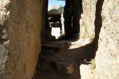 Tomba-dei-Giganti-Su-Monte-e-SAbe-Olbia-Sardegna-3