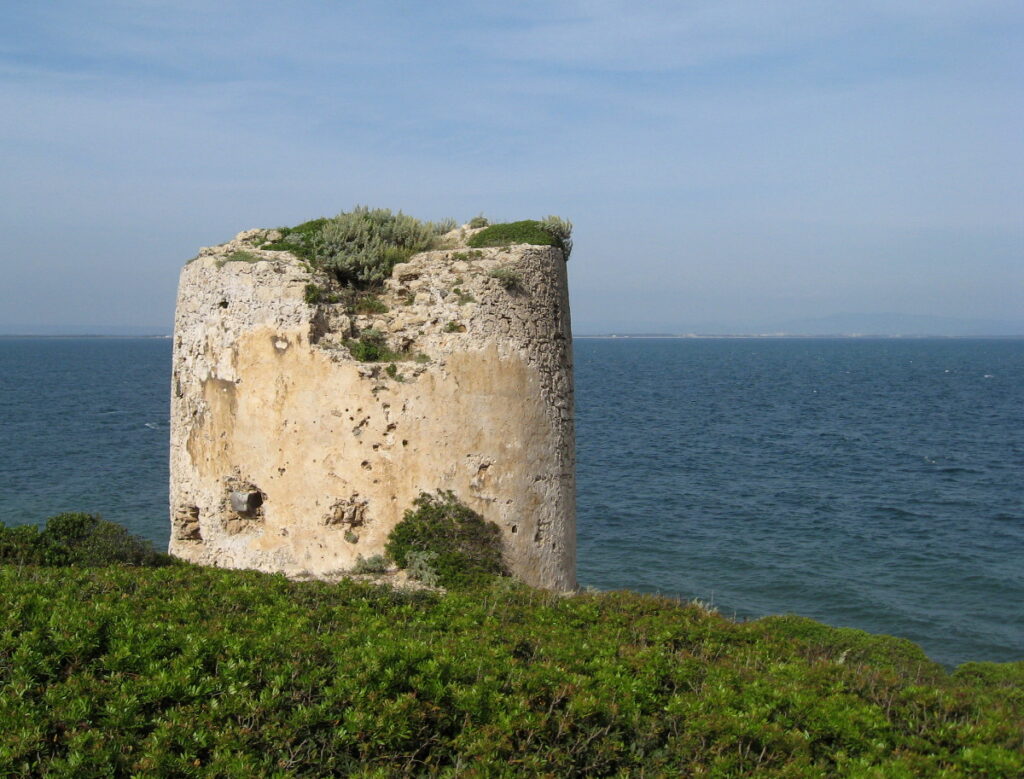 Torre-costiera-vecchia-di-Capo-San-Marco-Cabras-Sardegna-3