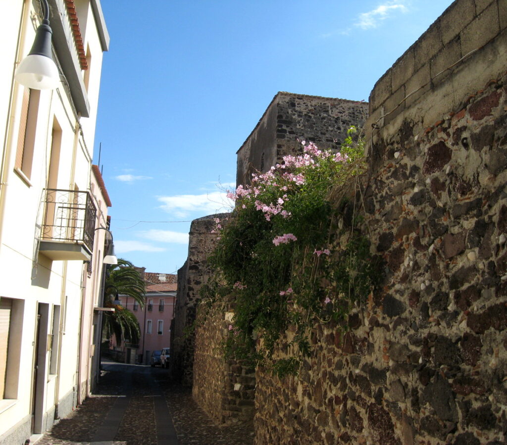 Castello-di-Orosei-Sardegna-2